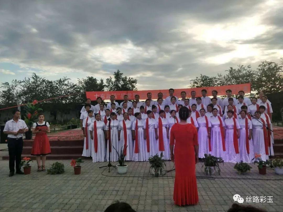 无骨鸡爪怎样做酸辣开胃？